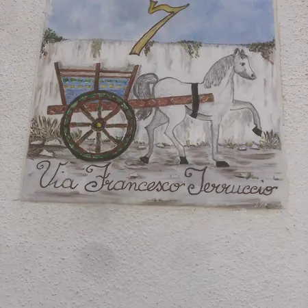 Carradore Loggia تافيانو